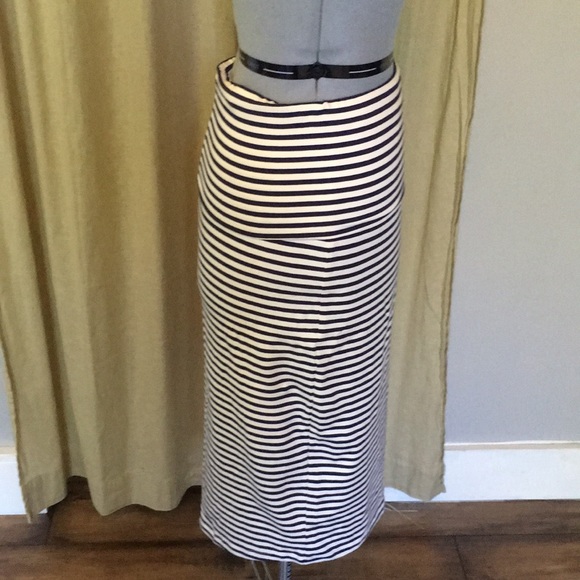 Roxy skirt - Picture 5 of 8